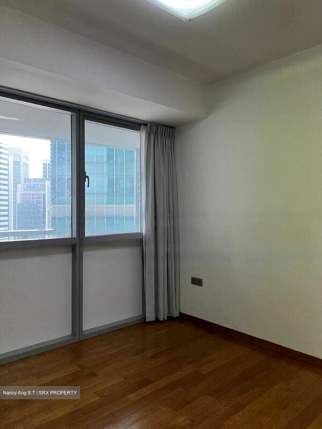 Marina Bay Suites (D1), Condominium #460592101